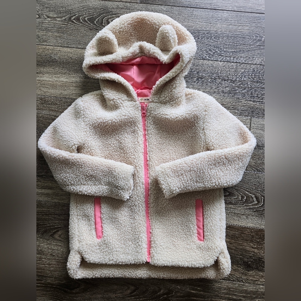 Cozy Sherpa Hoodie with Pink Accents